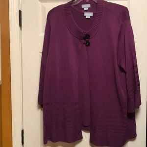 NWOT sleeveless sweater with matching sweater